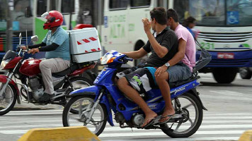 Paulo Afonso: Condutores de ‘cinquentinhas’ precisam retirar ACC, diz Ciretran