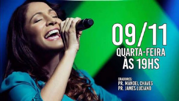 Cantora da TV novo Tempo, Cíntia Alves, se apresenta em Paulo Afonso