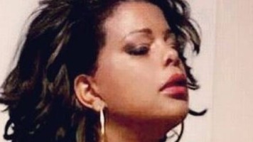 Tati Quebra Barraco sensualiza em ensaio e seguidores vão à loucura: ‘Que mulherão’