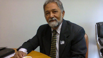 Familiares e amigos lamentam morte do técnico de enfermagem, Valdir Santos, vítima de infarto