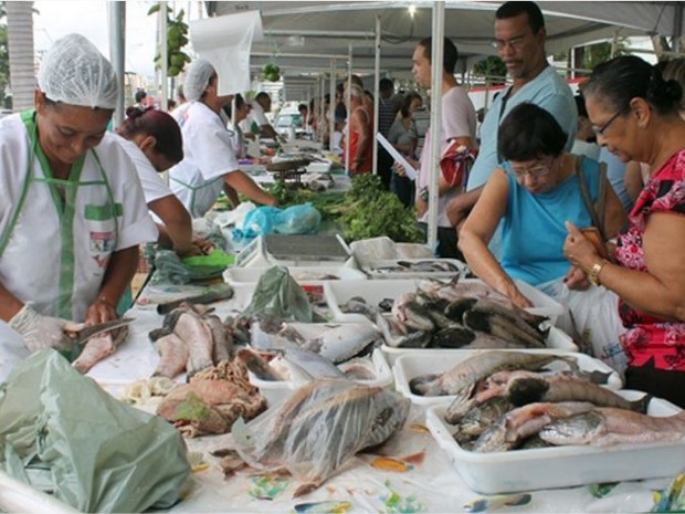 Às vésperas da Semana Santa, Paulo Afonso recebe a Feira do Peixe