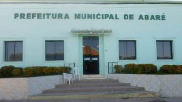 Prefeito de Abaré terá que reintegrar servidores concursados dispensados em 2017
