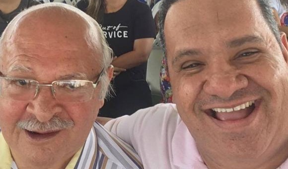 Pai do vice-prefeito é homenageado pelo filho após ser demitido por Luiz de Deus: “Que aula professor Silva”