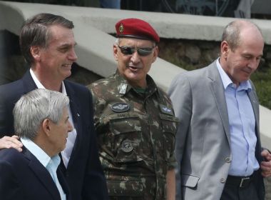 Militares já se espalham por 21 áreas do governo Bolsonaro
