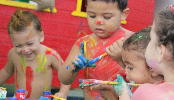 Colégio Montessori e a Pintura dos Fraldinhas 2019; veja fotos e vídeo