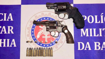 Homens são presos por posse ilegal de arma de fogo em Abaré (BA)