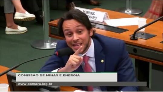 Ao defender o HNAS, deputado Mário Júnior faz discurso duro contra diretoria da Chesf e convoca ministro; vídeo