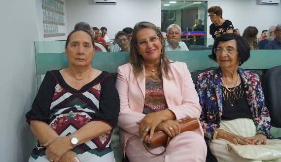 Dona Wilma, diretora emérita do Sete é homenageada por sua história