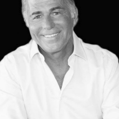 Empresário morre em cirurgia para aumentar o pênis