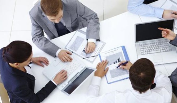 Luiz Neto: Funcionário público que se aposenta pelo INSS tem direito de continuar trabalhando no município