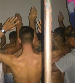 Única cela da Delegacia de Delmiro Gouveia está superlotada