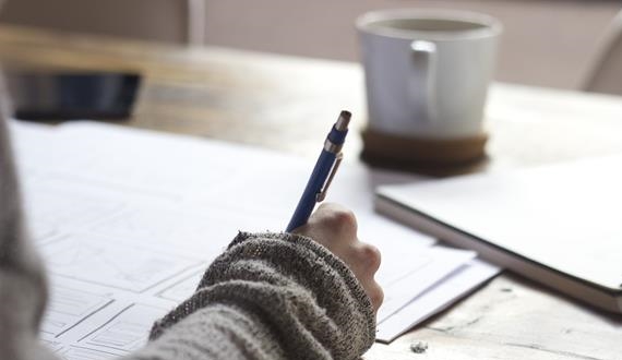 Empresa promove treinamento completo em Inglês, Informática e Gestão Comercial