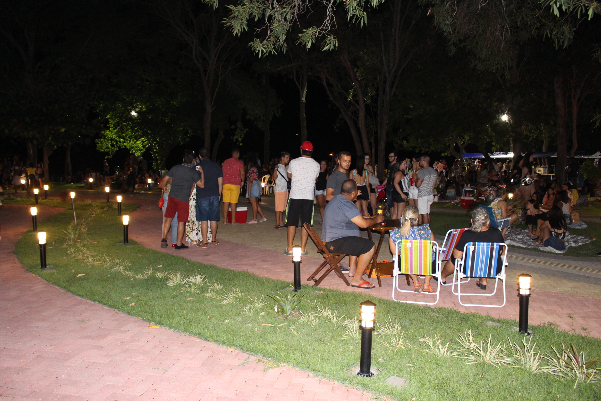 Campanha do Exército vai recolher doações no Luau na Praça deste sábado (13)