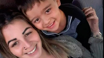 Grávida tenta salvar filho de 5 anos de afogamento, mas os dois morrem
