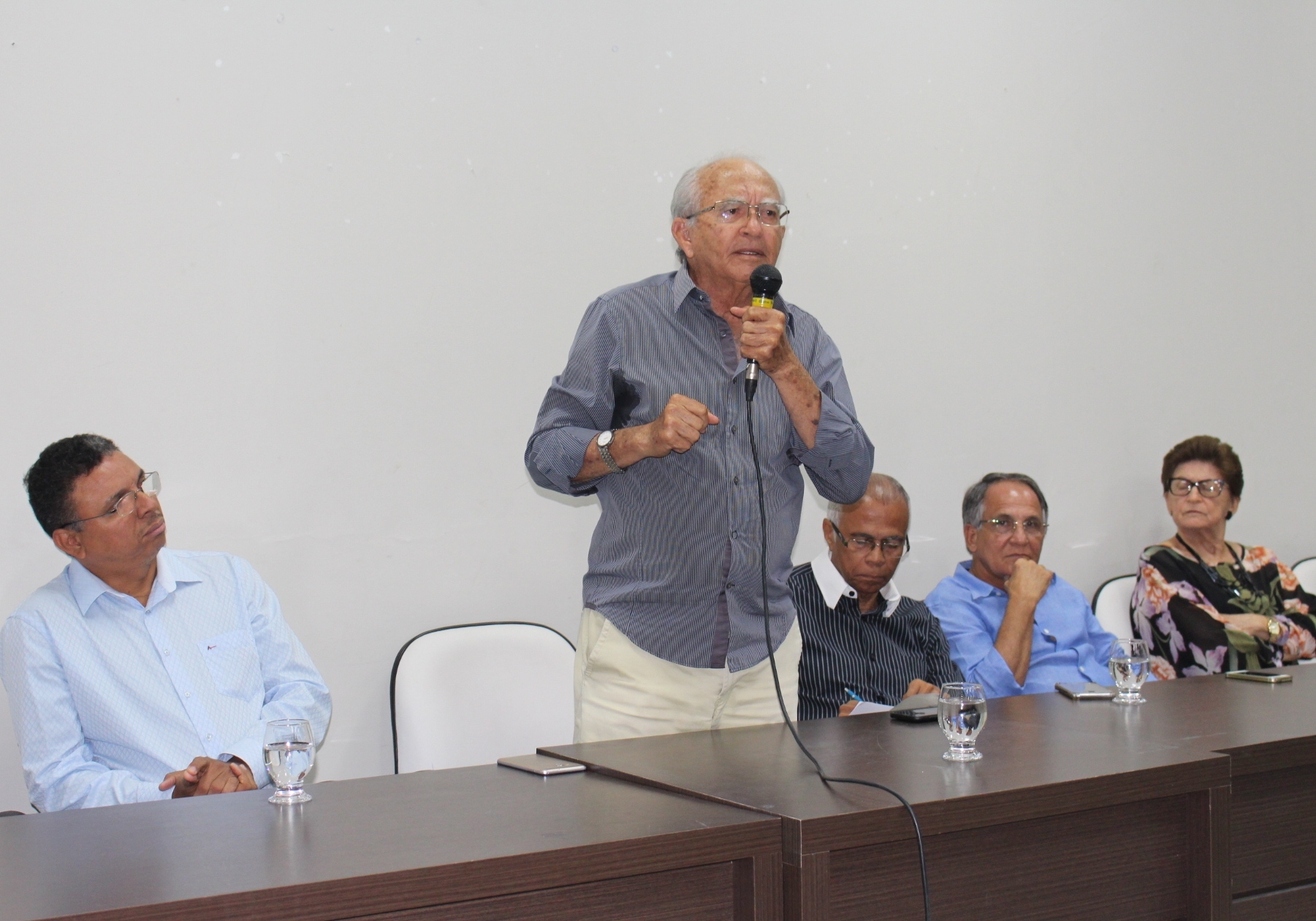 “Paulo Afonso está ficando cada vez mais bonita e o povo inteligente”, diz Luiz de Deus em reunião sobre o Turismo