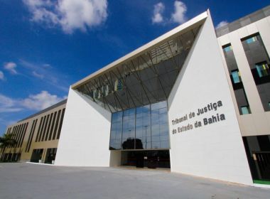 Jovem pede indenização de R$ 50 mil após fim de namoro