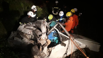 Acidente com família de Paulo Afonso deixa um morto e dois feridos na BR-423, no Jardim Cordeiro