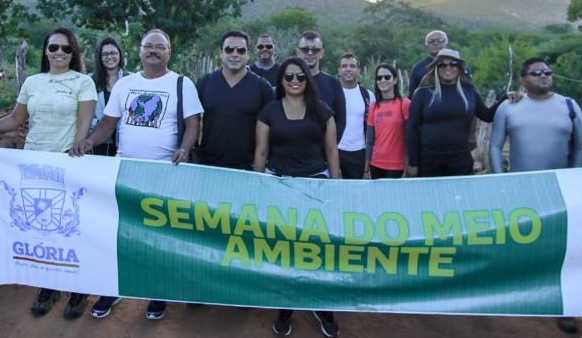 Glória, BA: Semana do Meio Ambiente teve programação com palestras, oficinas e trilha ecológica