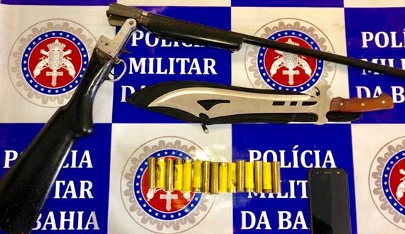PM prende homem por posse ilegal de arma de fogo e ameaça em Paulo Afonso