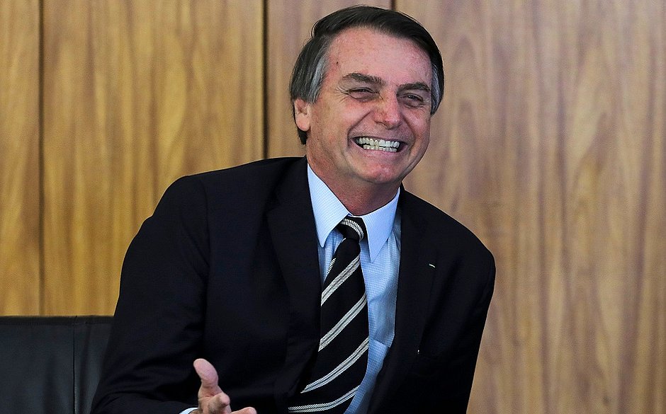 ‘Por mim, eu botaria 60’, diz Bolsonaro sobre CNH
