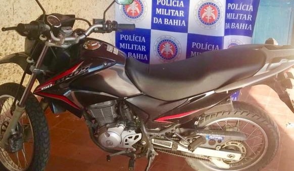 PM apreende motocicleta e condutor com base na Lei Seca em Paulo Afonso