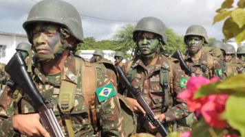 1ª Companhia de Infantaria participa do desfile em homenagem aos 61 anos de Paulo Afonso