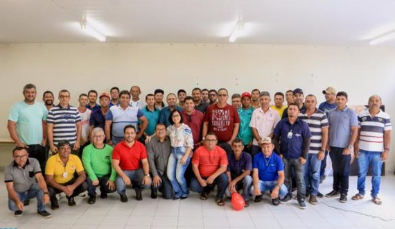 Prefeitura de Glória (BA) promove curso para qualificação de motoristas