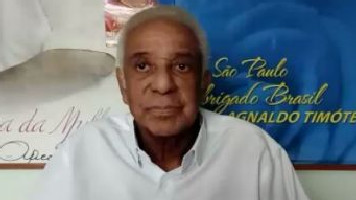 Em vídeo, Agnaldo Timóteo canta, agradece Rui e informa saúde