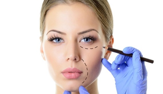 Fasete oferece curso de extensão em Biomedicina Facial