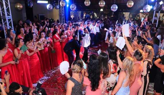 Noite de festa e muita emoção marca a conclusão do terceirão 2019