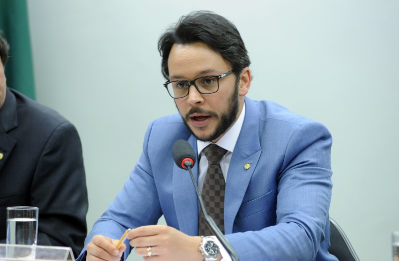 Deputado Negromonte Júnior propõe projeto que suspende pagamentos do INSS para Municípios