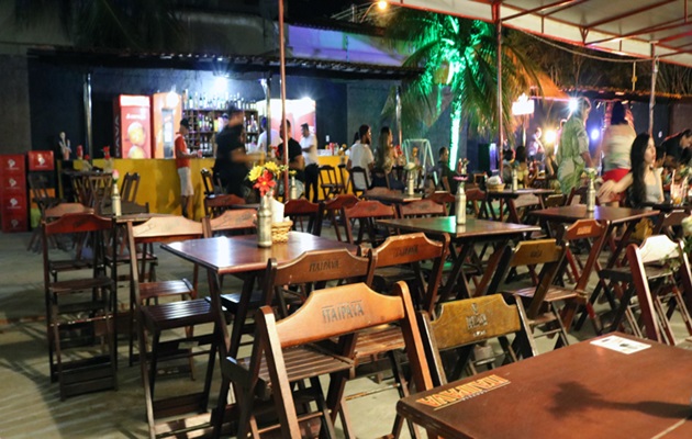 Voz e violão em bares continuam liberados em Paulo Afonso, mas shows e festas estão proibidos