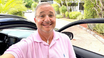 Covid-19: Secretário de Saúde da Bahia, Fábio Vilas-Boas, recebe alta do Hospital Aliança