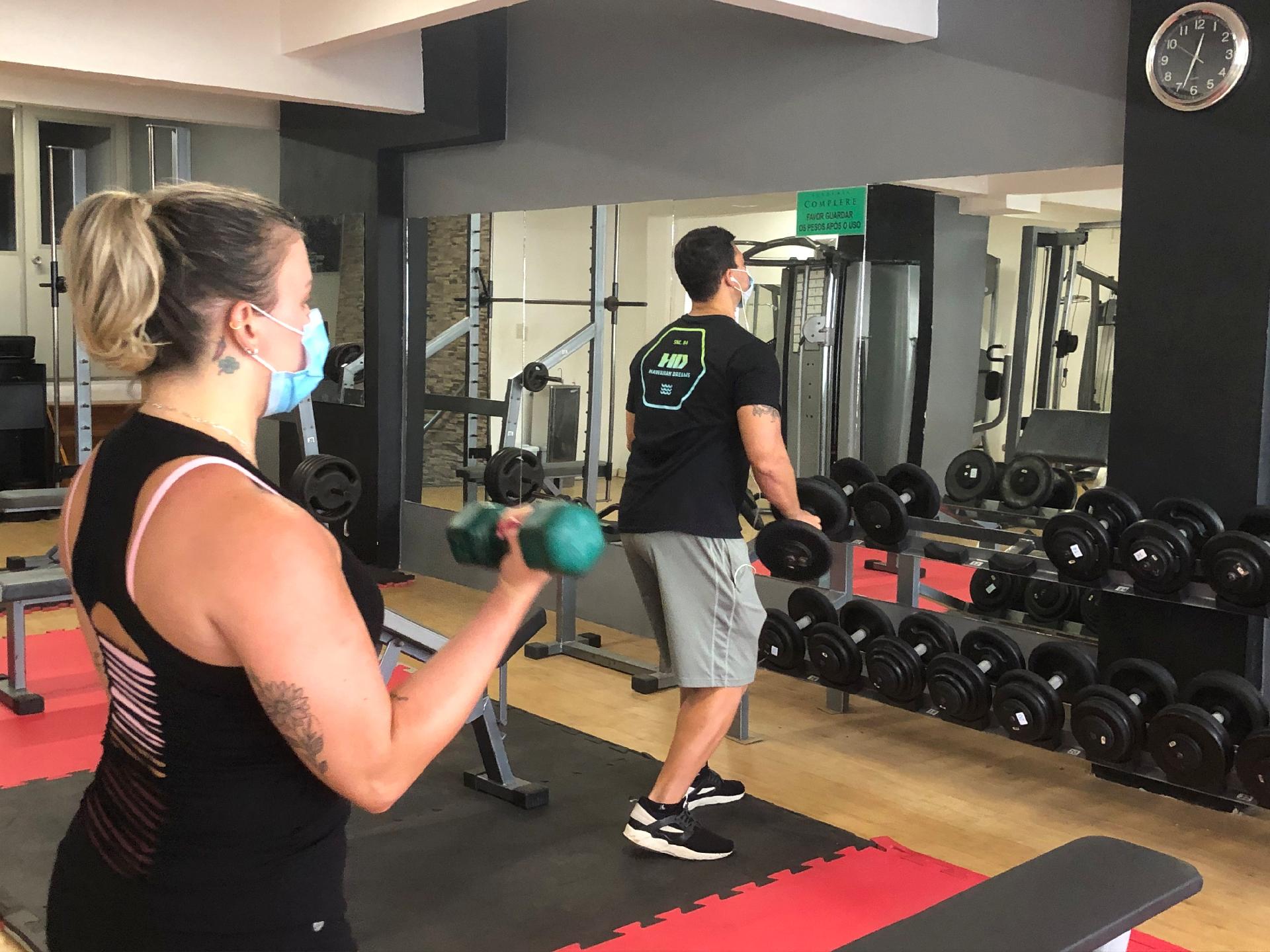 Somente aulas coletivas em academias estão proibidas até 1º de abril na BA; musculação e atividade individual voltam dia 8