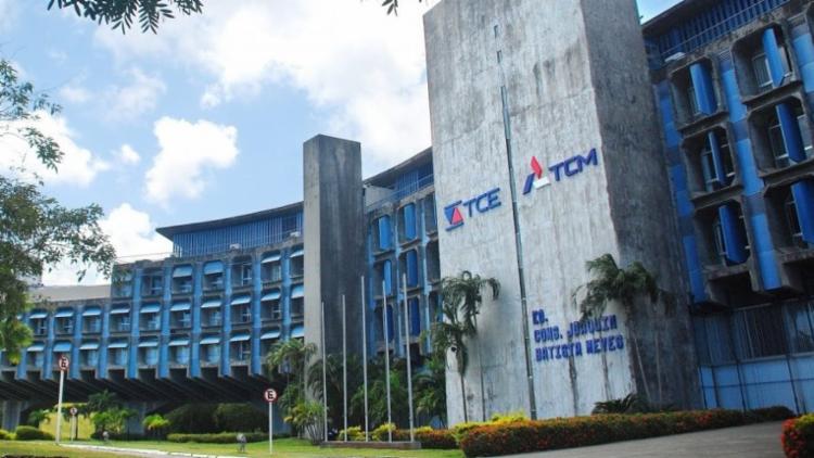 Prefeito de Jeremoabo terá que devolver mais de R$ 258 mil aos cofres públicos