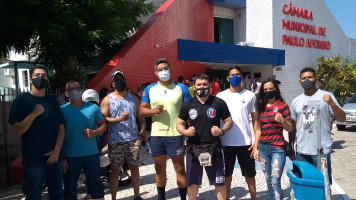 Empresários, instrutores e alunos vão à Câmara de Vereadores pela reabertura das academias em Paulo Afonso
