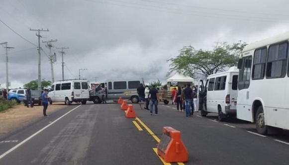 Covid-19: transporte coletivo intermunicipal será suspenso em Paulo Afonso a partir de segunda-feira (8)