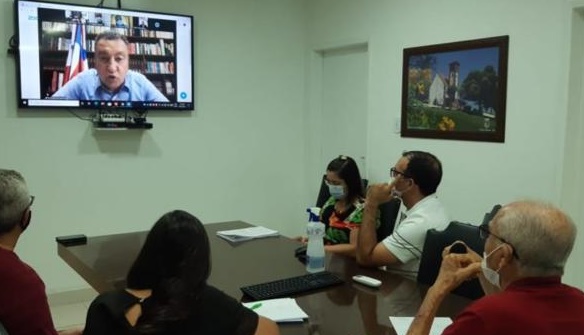 Prefeito Luiz de Deus realiza videoconferência com Rui Costa sobre o Hospital Nair Alves de Souza