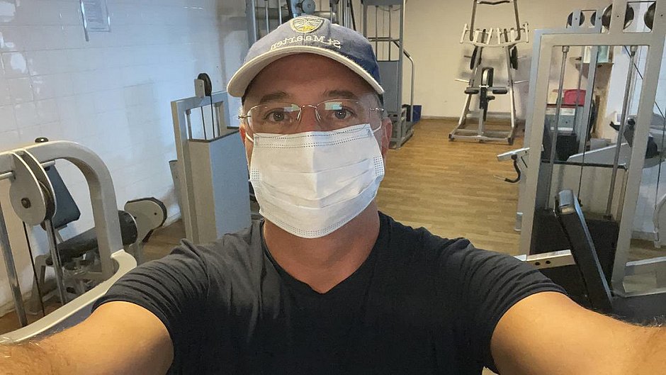 Ainda se recuperando da covid-19, secretário Fábio Vilas-Boas volta ao trabalho