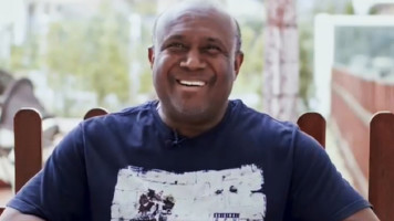 Há 15 dias internado na UTI com Covid, Irmão Lázaro apresenta melhora considerável, diz assessoria