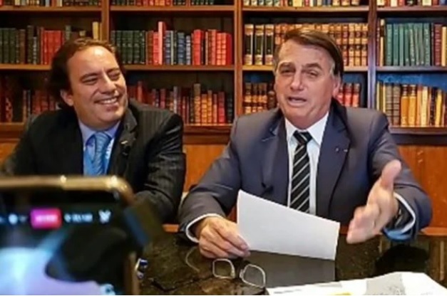 “Sem voto impresso, é sinal de que não vai ter eleição em 2022″, afirma Bolsonaro