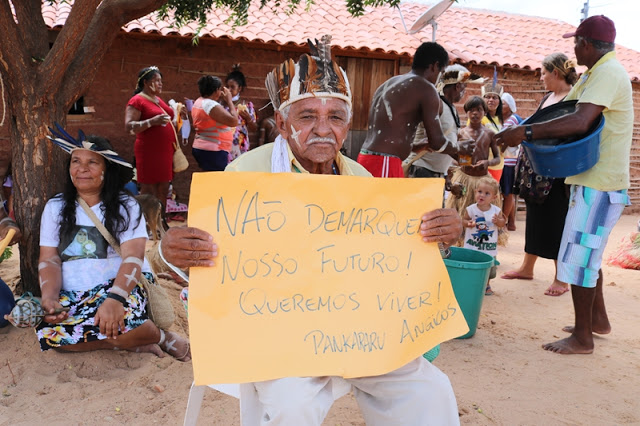 Grupo indígena de Petrolândia faz protesto após ser excluído da vacinação contra covid-19