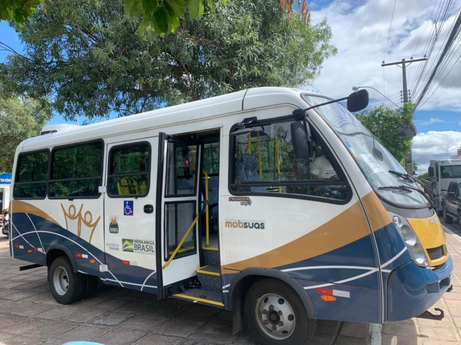 Micro-ônibus Mob-Suas será utilizado no Programa Sedes em Ação em Paulo Afonso