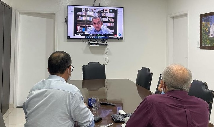 Em reunião, Luiz de Deus pede ajuda a Rui Costa para conscientizar população de PA, “esse vírus mata”