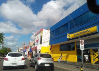 Banco do Brasil abre concurso com vagas para Bahia e salário a partir de R$ 3 mil