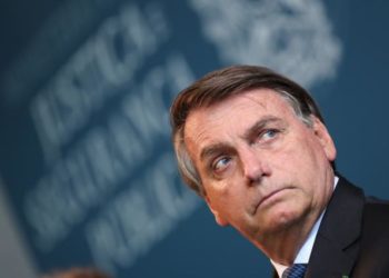 Aprovação do governo Bolsonaro cai para 23% e reprovação sobe para 50%, aponta pesquisa Ipec