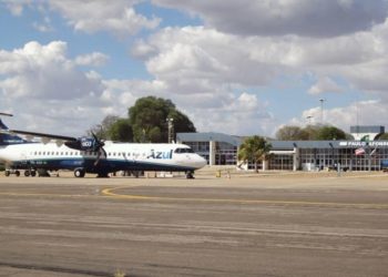 Voos para Paulo Afonso podem retornar ainda este ano, diz secretário após reunião em Salvador