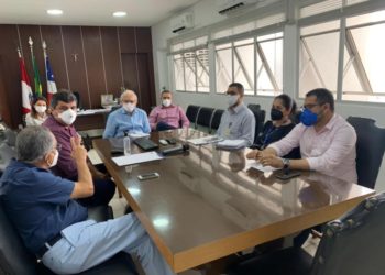 Em reunião com Luiz de Deus, Embasa apresenta investimentos a serem realizados até 2033 em Paulo Afonso