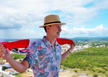 Homenagem: Cantor Artur Ezzer grava clipe com releitura da música “Paulo Afonso” de Luiz Gonzaga (Assista)