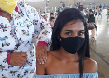 Jovens de 18 e 19 anos ou mais serão vacinados esta semana em Paulo Afonso; veja datas